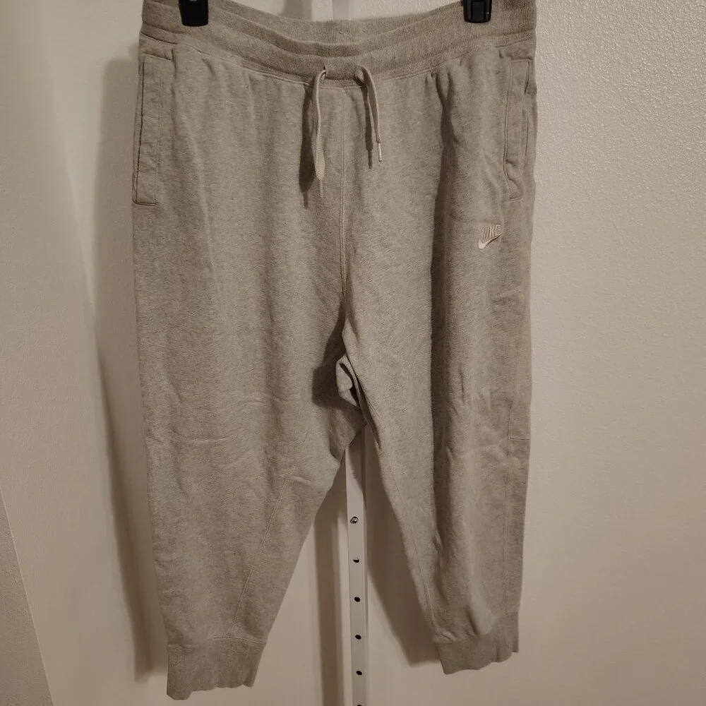 Nike Joggers Men's Gray Sportswear Classic Sweatpants Pants DA0019-050 Size XXL